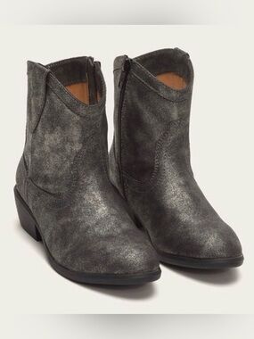 Frye Roper Stitch Pewter Metallic Boots Size 5